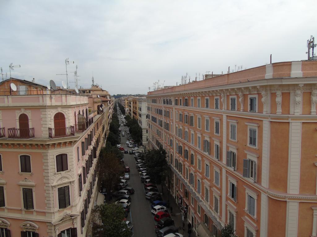 Room Inn Vatican Рим Екстер'єр фото